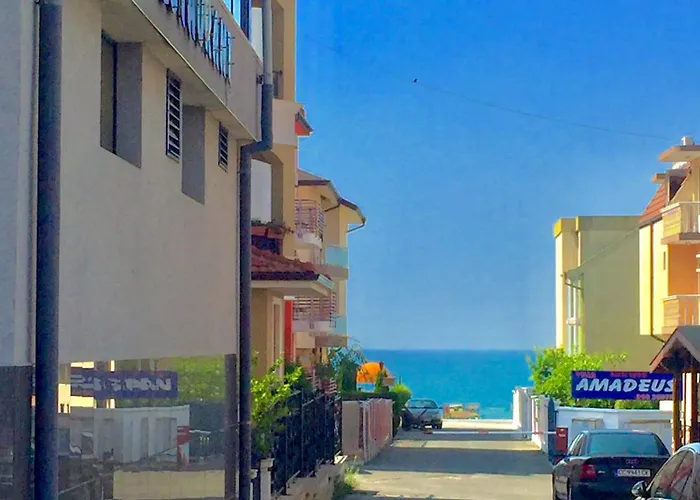 бутиков хотел роял Хотел 3*