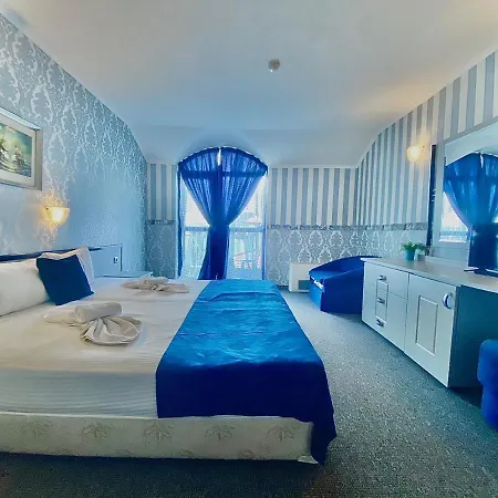 Отель Boutique Royal