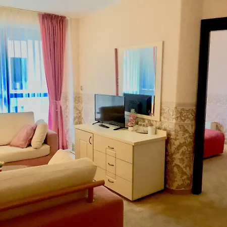 Boutique Royal Отель 3*