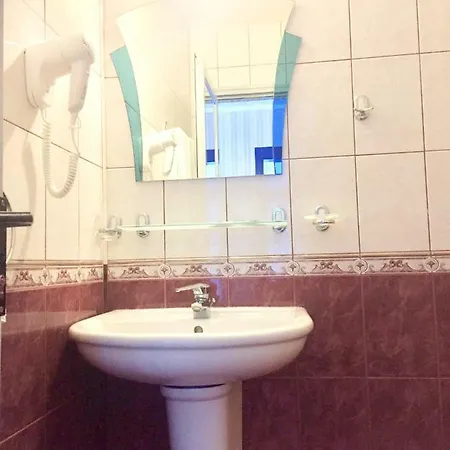 Отель Boutique Royal 3*