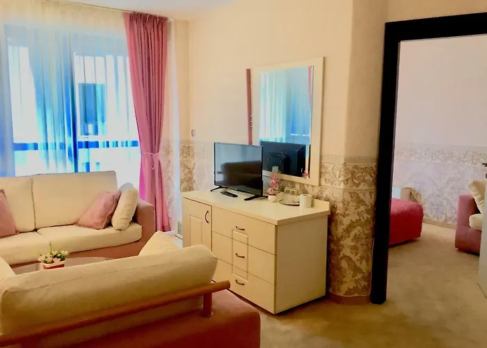 Boutique Royal Hotel 3*